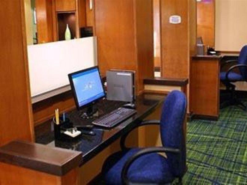 Fairfield Inn & Suites By Marriott Selma Kingsburg Экстерьер фото