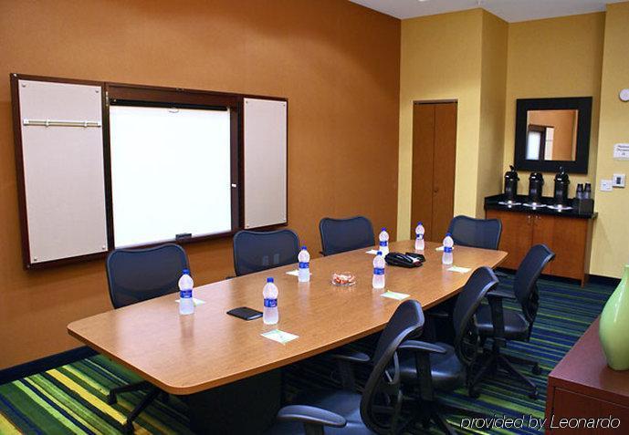 Fairfield Inn & Suites By Marriott Selma Kingsburg Удобства фото